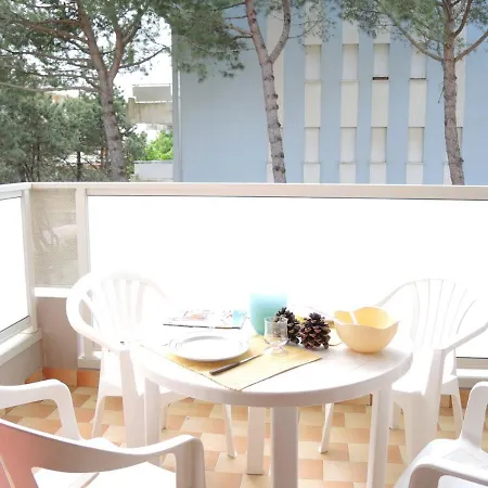 Flat 100m From The With Sunny Terrace Apartment *