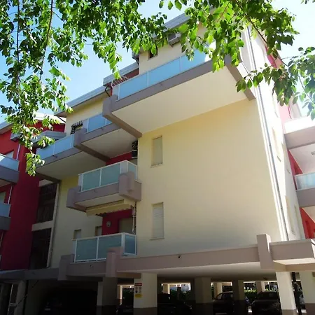 Flat 100 M From The With Sunny Balcony Bibione