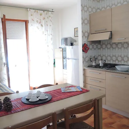 Appartamento Flat 100 M From The With Sunny Balcony *